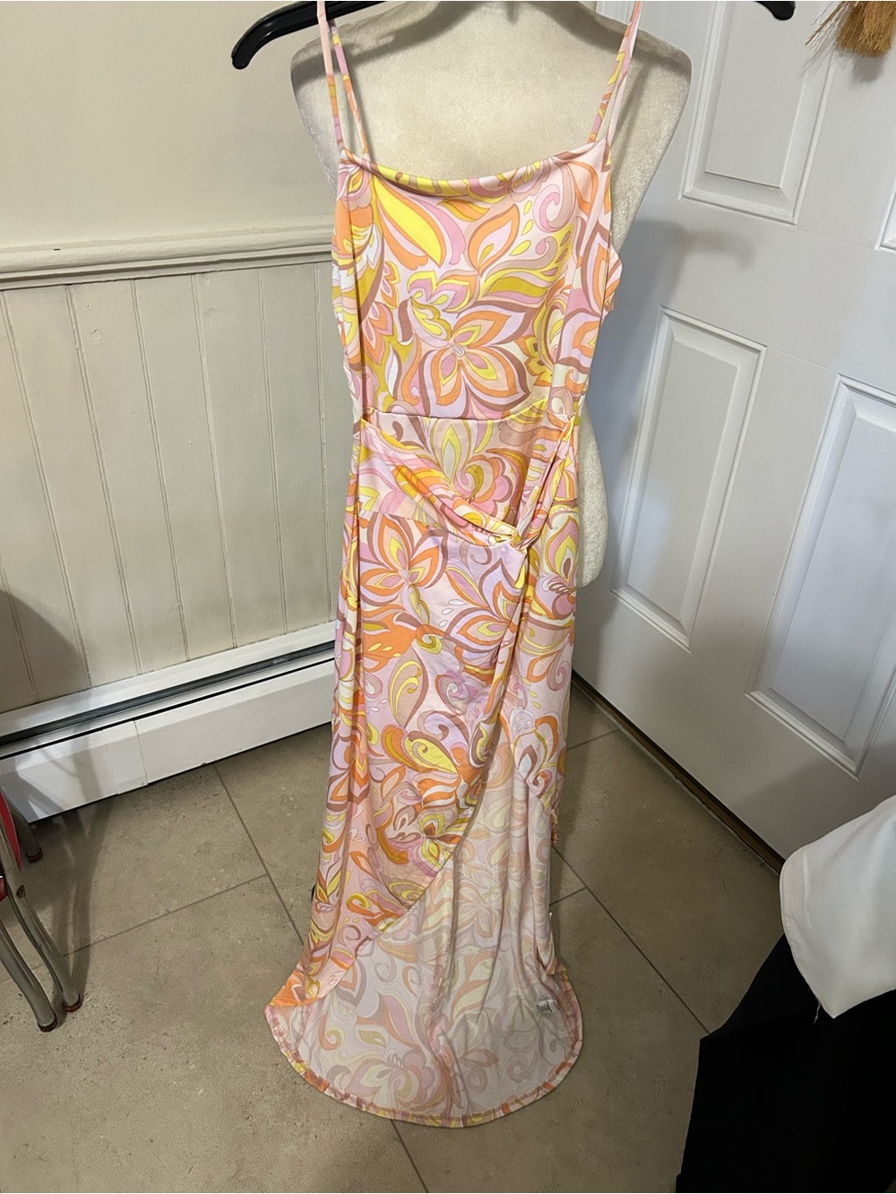 NWT Haute Mondo Floral Retro Swirl Print Side-Knot High-Low Maxi Dress Small